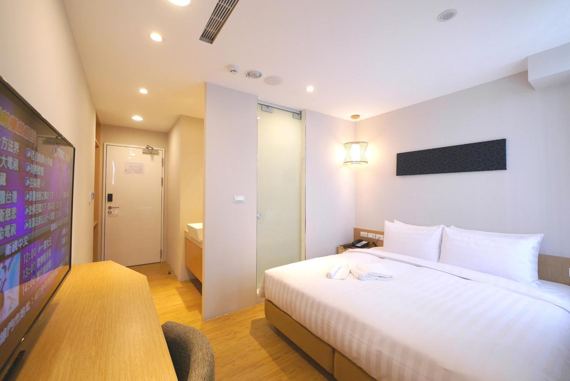 Shin Sei Bashi Hotel Taichung Quarto foto